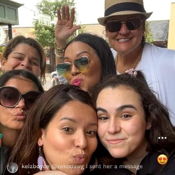 LIKE To Be Notified Of My Upcoming Shows! - Picture 3 of 11